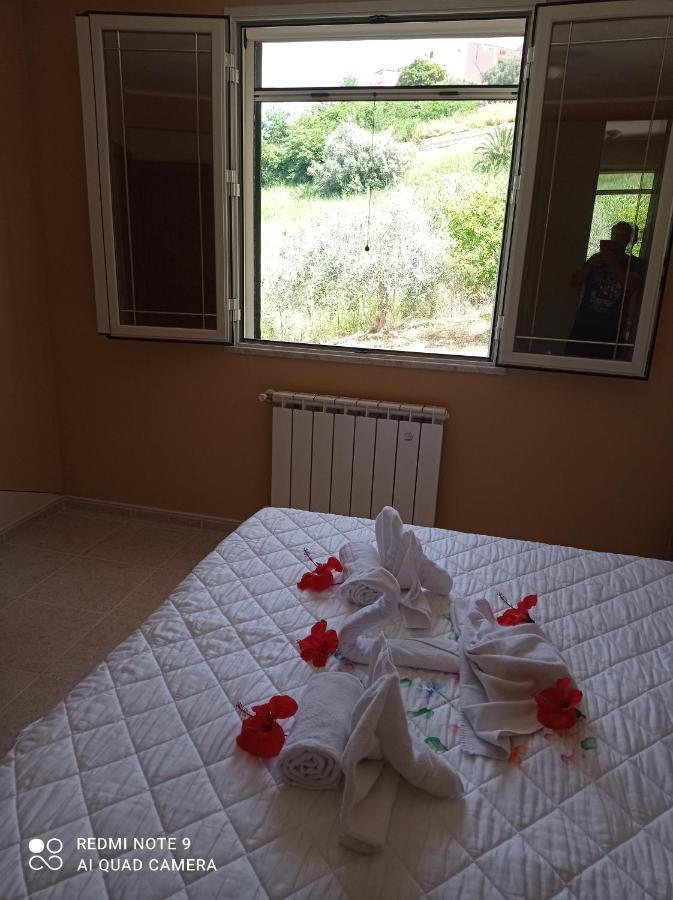Villa Belvedere Кампофеличе ди Рокела Екстериор снимка